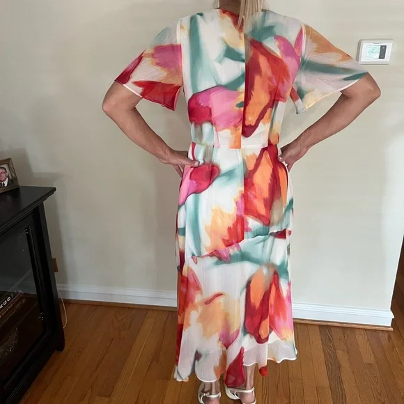 Maggy London Vibrant Abstract Midi Dress - Picture 2 of 2